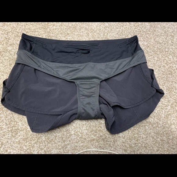 Lululemon speed up shorts - Picture 6 of 8